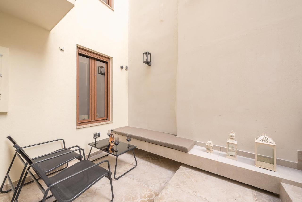 Apollonos 28 Luxury Suites Athènes Extérieur photo